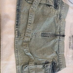 NWT PrettyLittleThing Blue Denim Cargo Mini Skirt Size 8